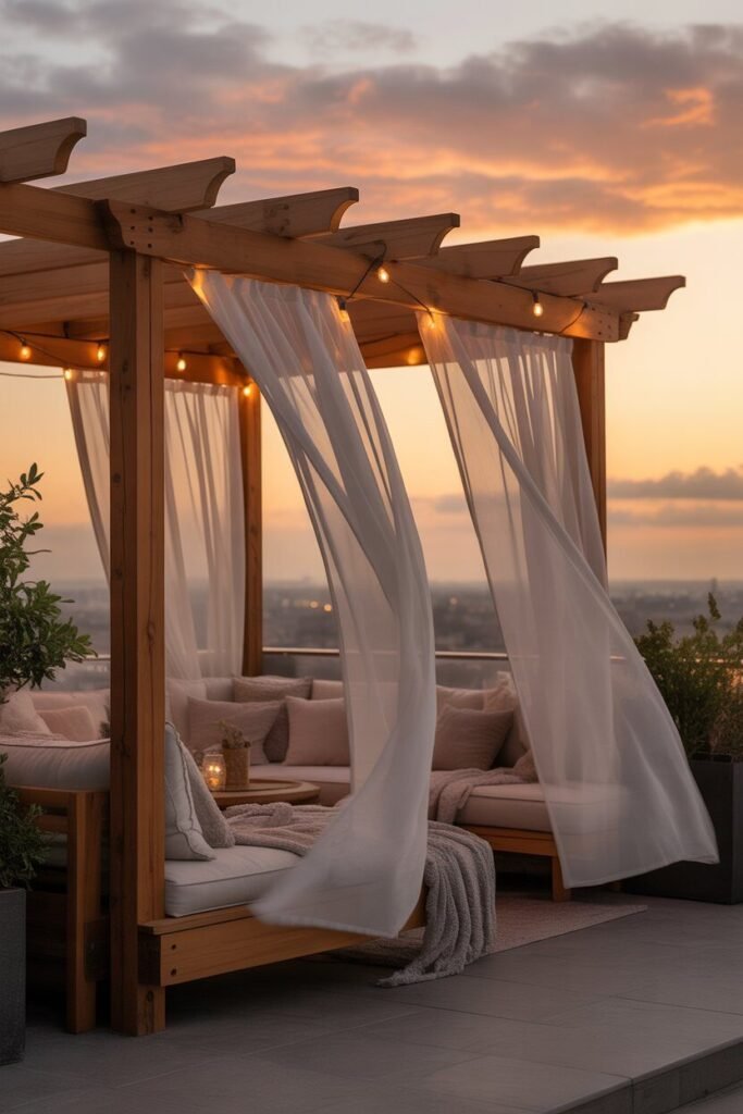 Luxurious rooftop terrace ideas 4 Luxurious rooftop terrace with pergola.