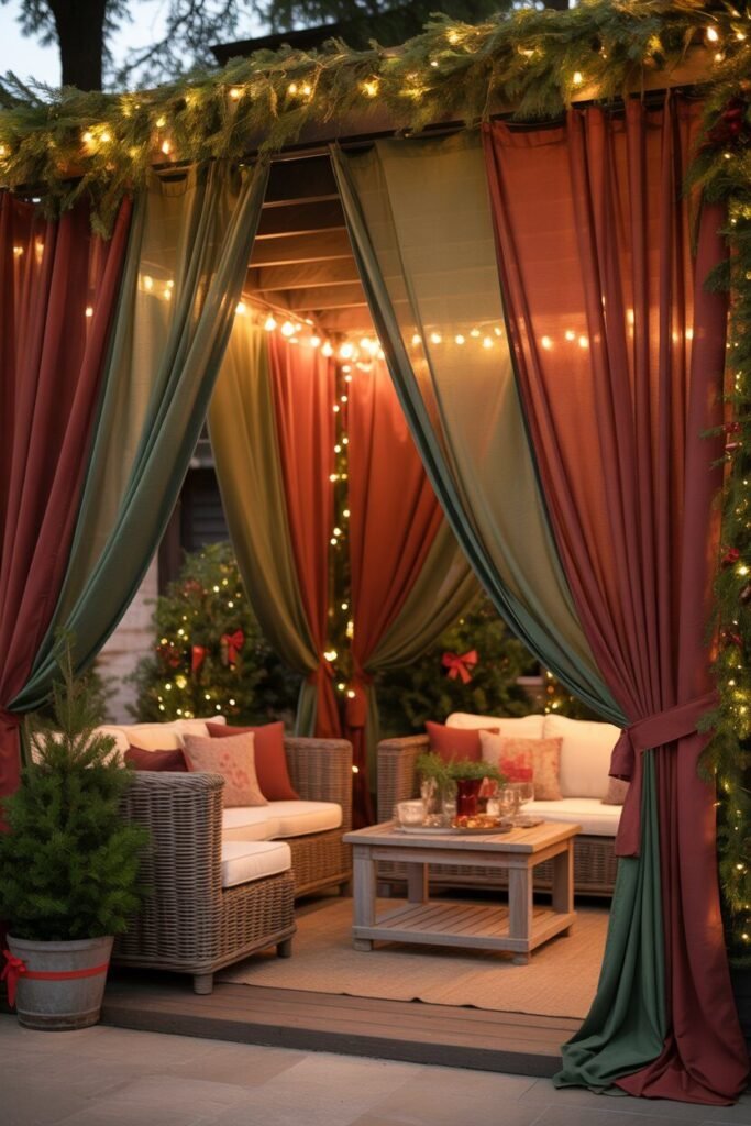 Luxury christmas patio design 21 luxury Christmas patio curtains