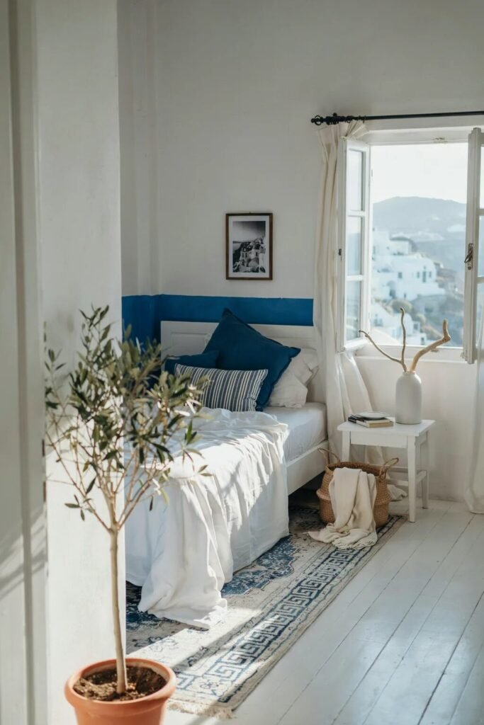 Coastal 18 dorm room theme ideas