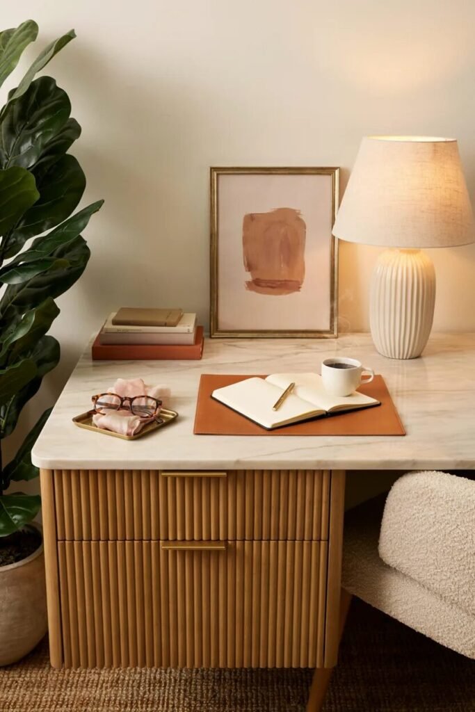 15 dorm desk ideas 3 Luxury hotel 15 dorm desk ideas
