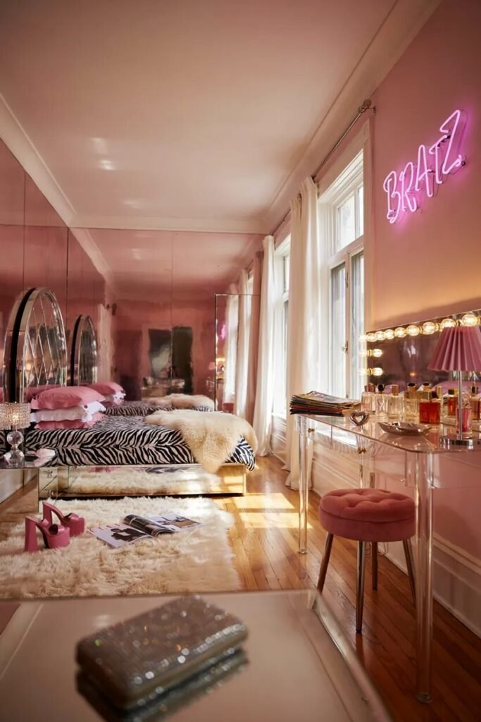 2000s teen bedroom design 4 Bratz 2000s teen bedroom design